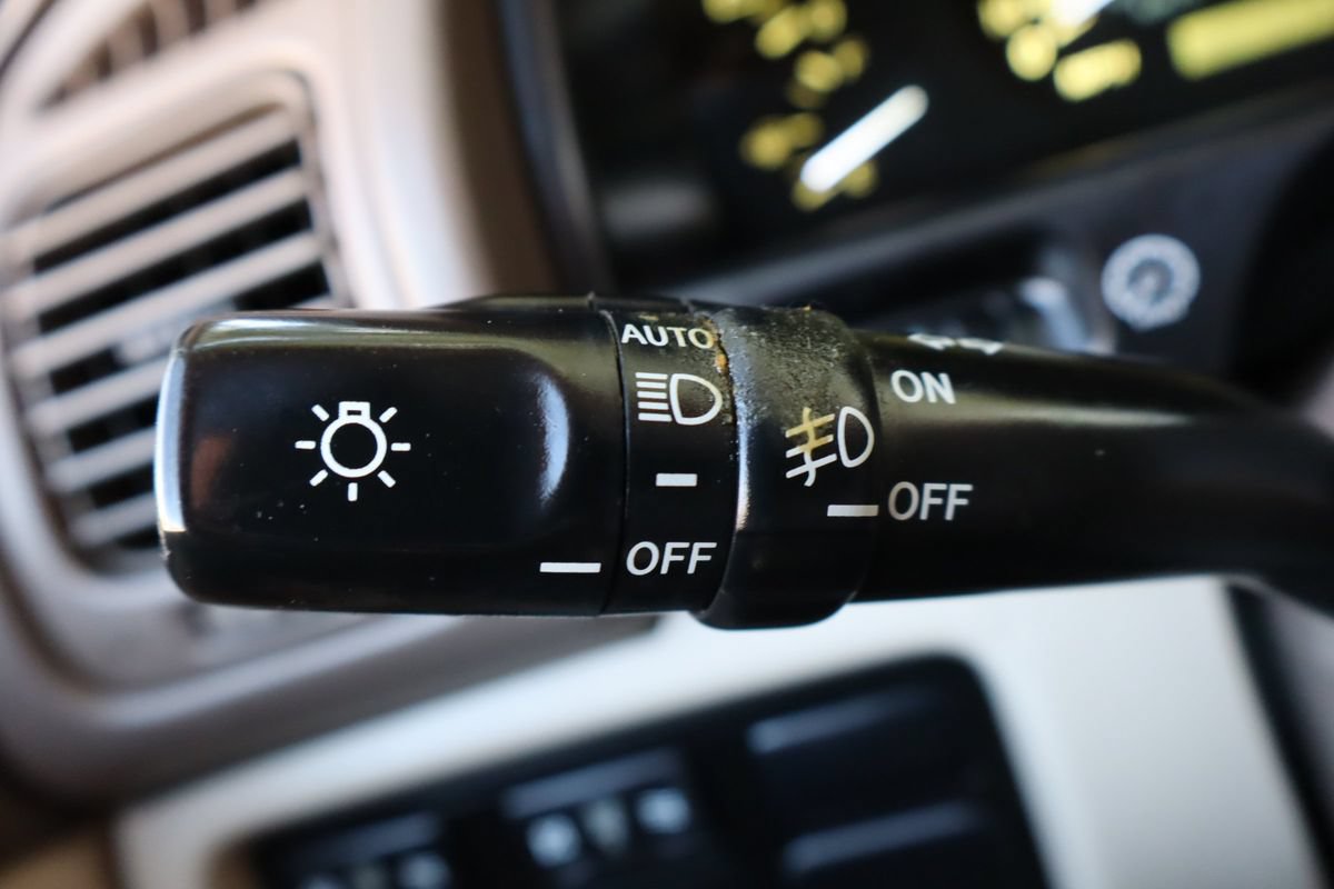 Used 2001 Lexus LX 470 4WD image 32
