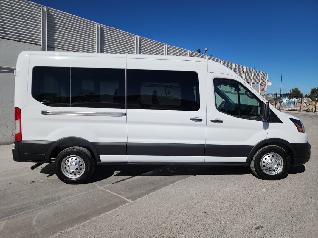 Used 2025 Ford Transit 350 XL image 4