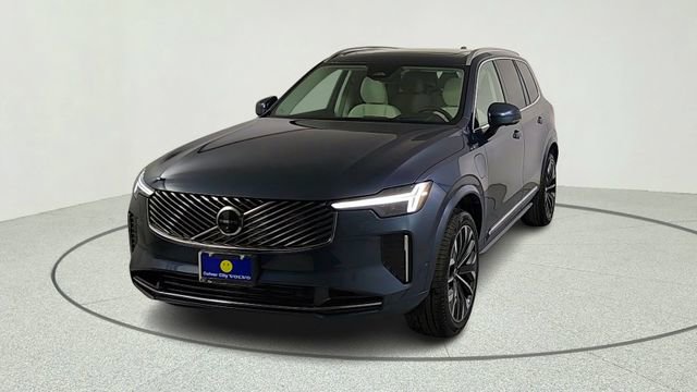 New 2026 Volvo XC90 T8 Ultra w/ Protection Package AWD/4WD image 2