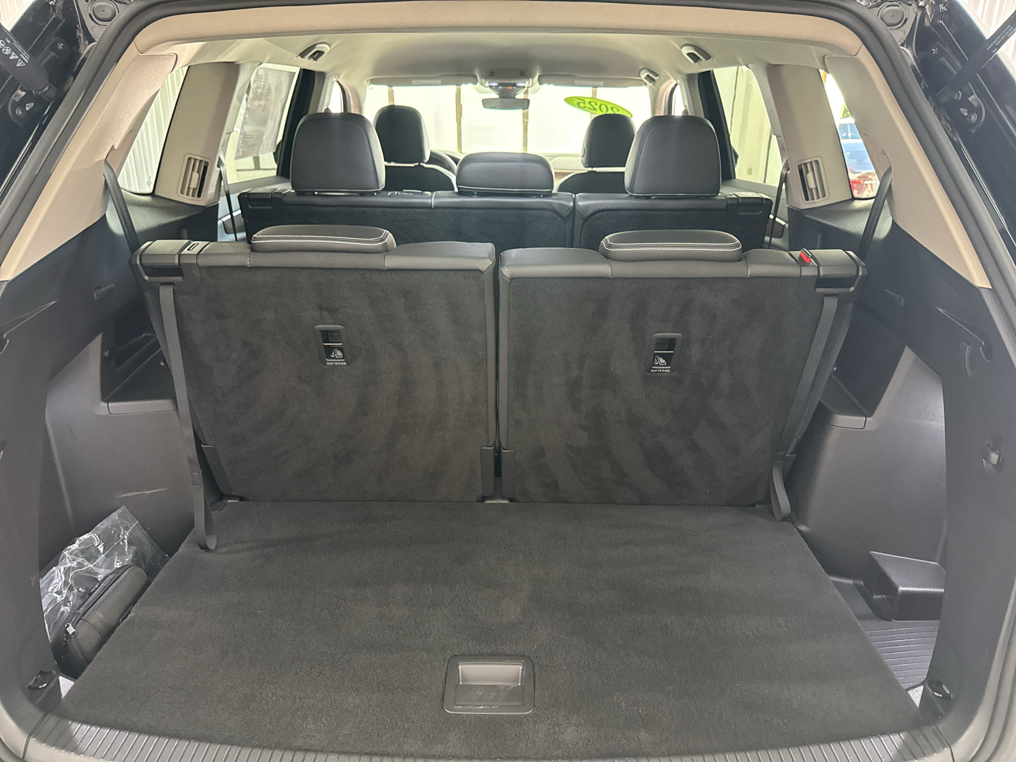 Used 2025 Volkswagen Atlas SE AWD/4WD image 50