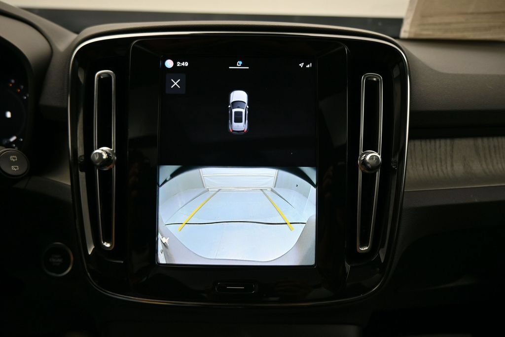 Used 2023 Volvo XC40 B5 Plus w/ Climate Package AWD/4WD image 21