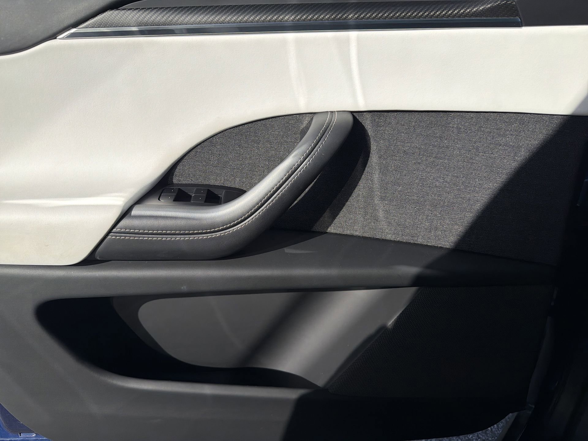 Used 2023 Tesla Model X Plaid image 23