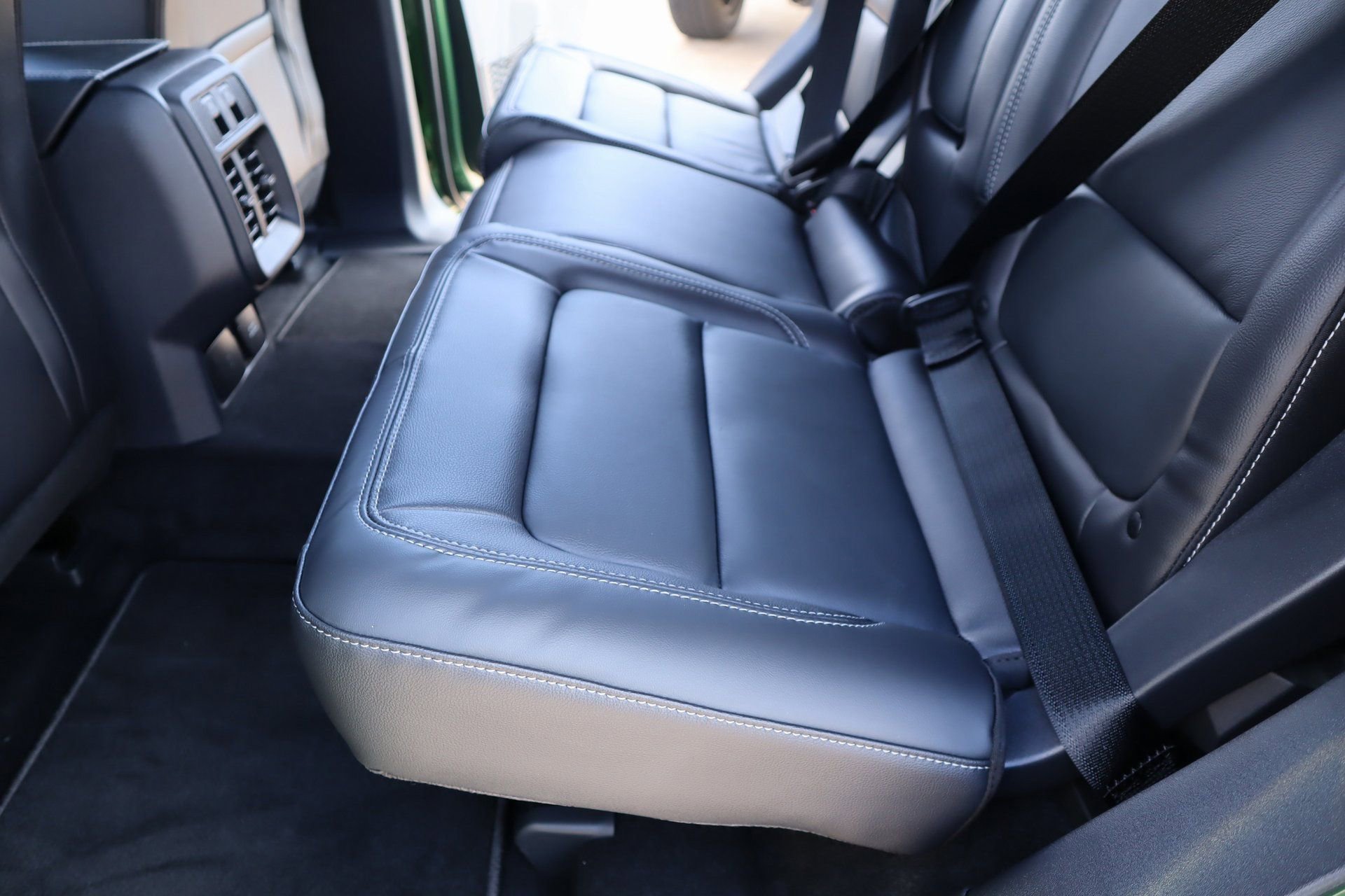 New 2025 Ford Bronco Outer Banks image 13