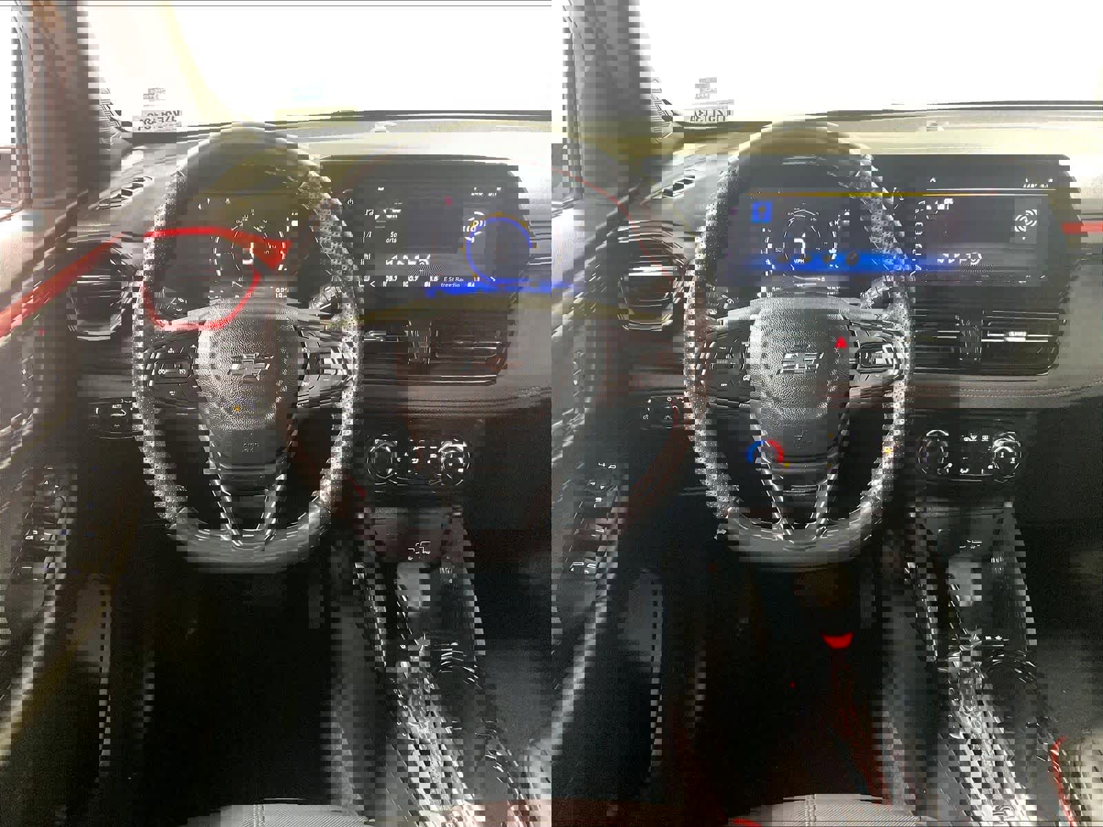 Used 2024 Chevrolet TrailBlazer RS w/ Driver Confidence Package image 18