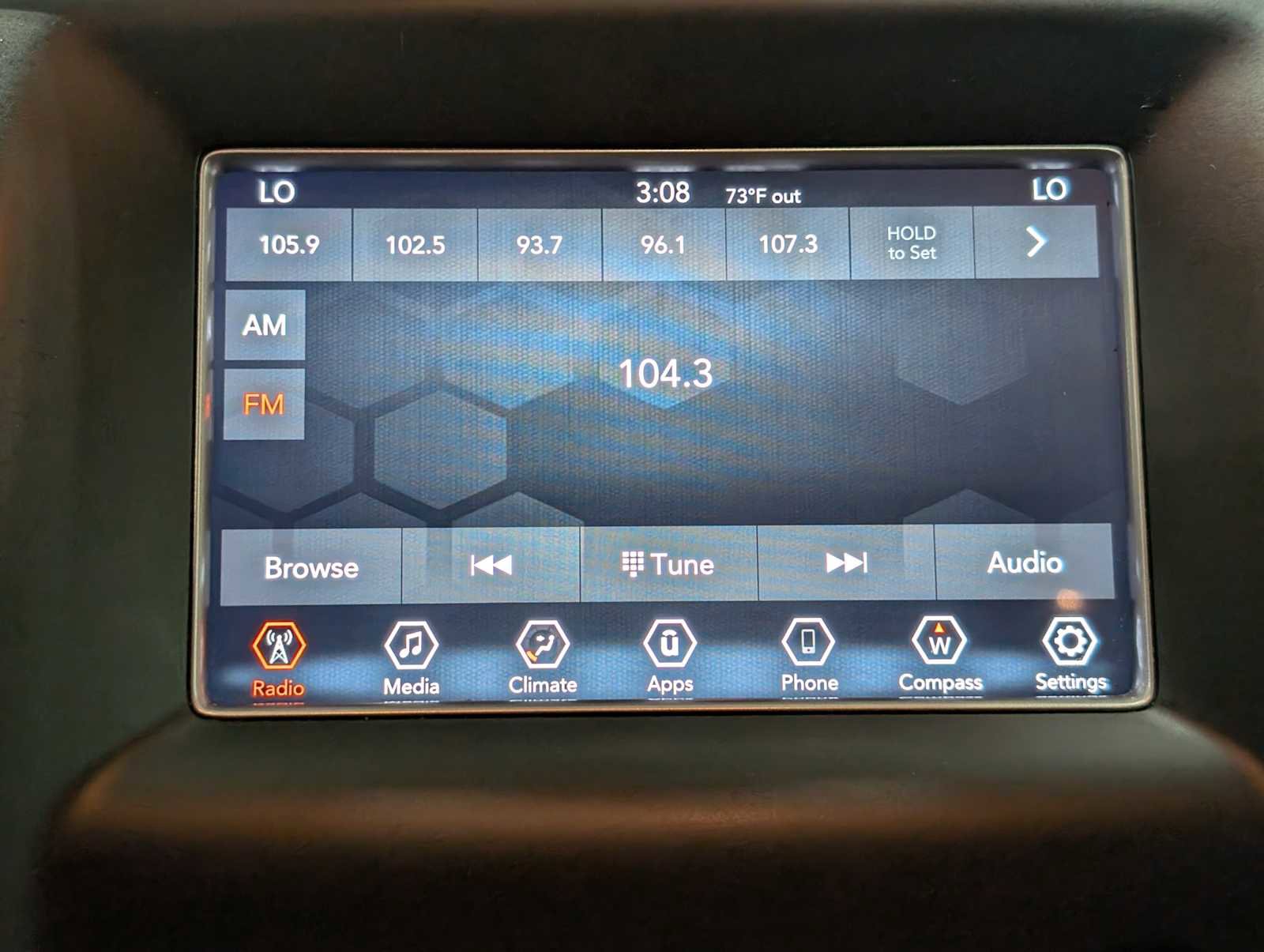 Used 2019 Jeep Grand Cherokee Laredo image 24