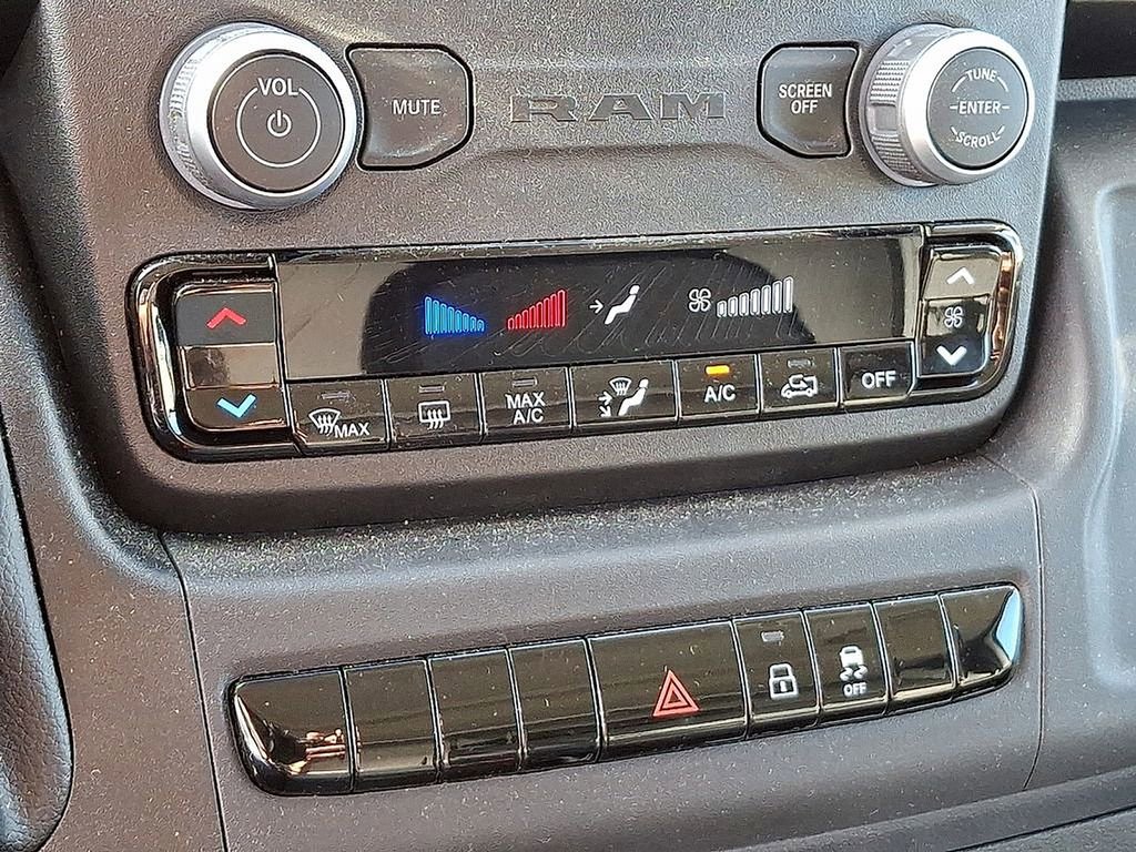 Used 2023 RAM ProMaster 3500 FWD image 10