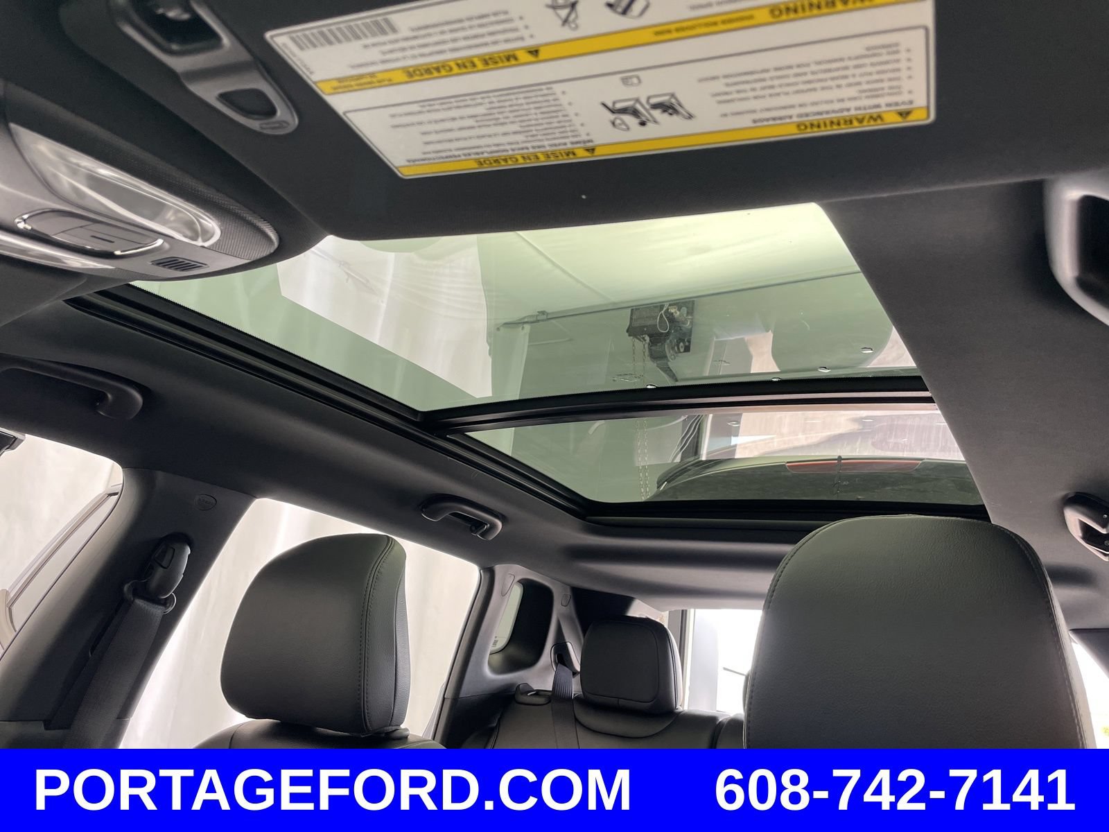 New 2025 Jeep Compass Limited w/ Sun & Sound Group AWD/4WD image 18
