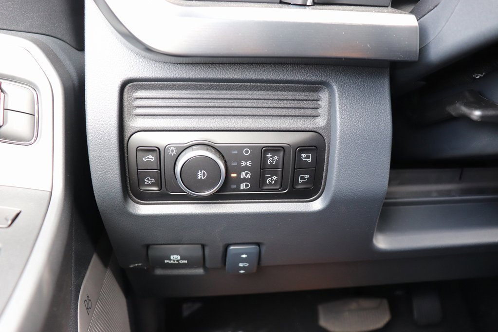New 2025 Ford F250 Lariat w/ Lariat Ultimate Package image 31