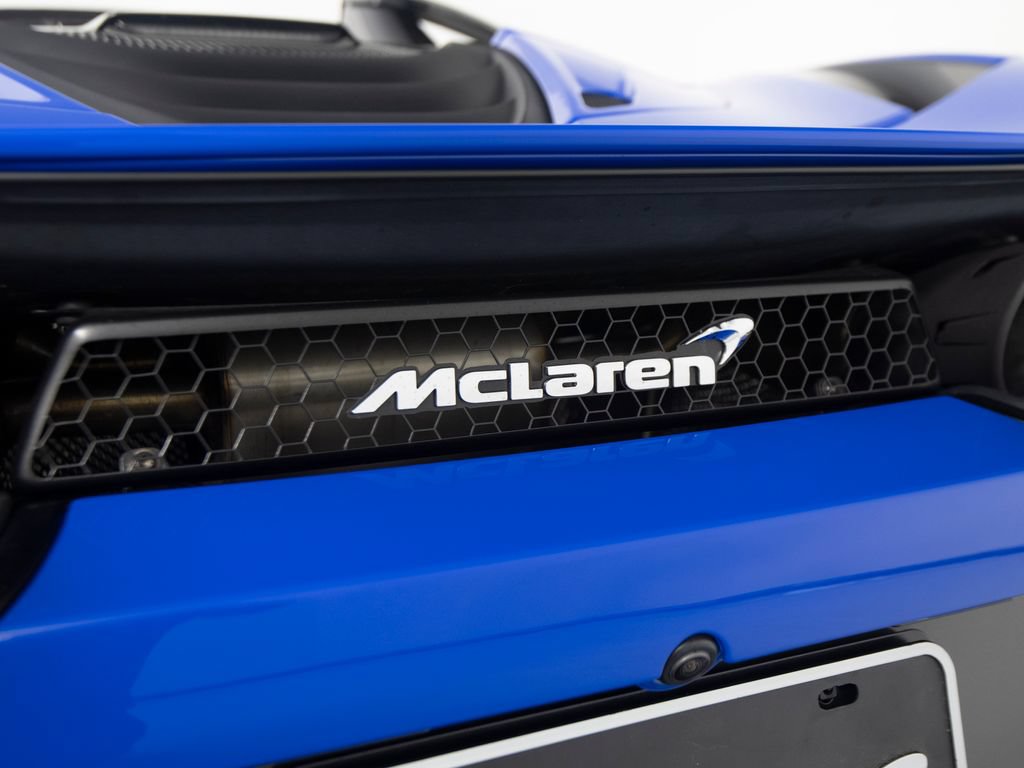 Used 2020 McLaren 720S Spider RWD image 40