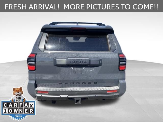 Certified 2026 Toyota 4Runner SR5 AWD/4WD image 5