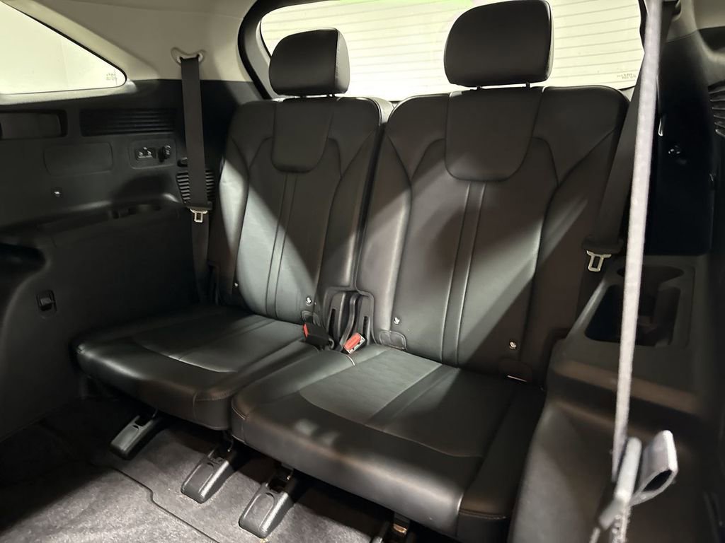 Used 2024 Kia Sorento S FWD image 24