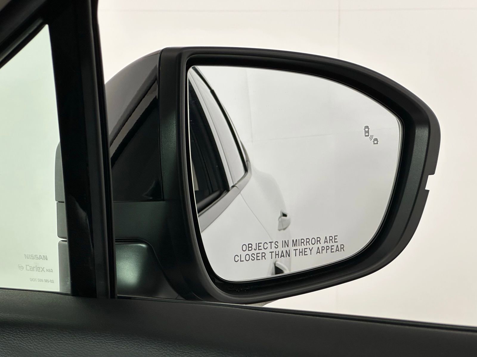 Used 2025 Nissan Murano SV image 25