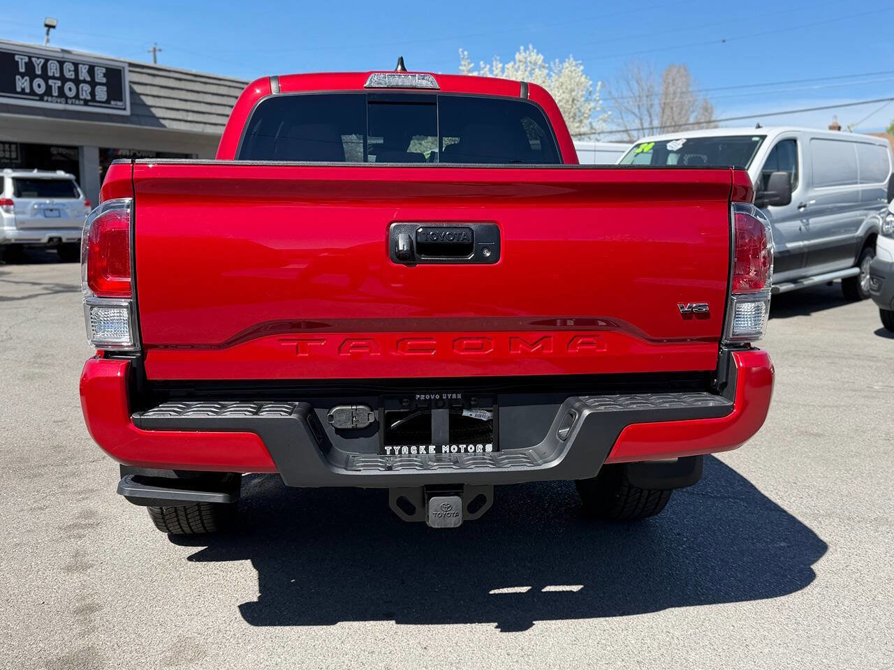 Used 2023 Toyota Tacoma TRD Sport image 10