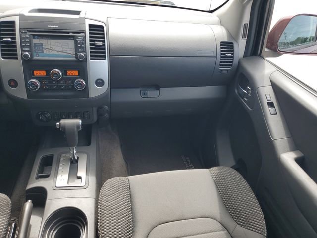 Used 2016 Nissan Frontier PRO-4X AWD/4WD image 28