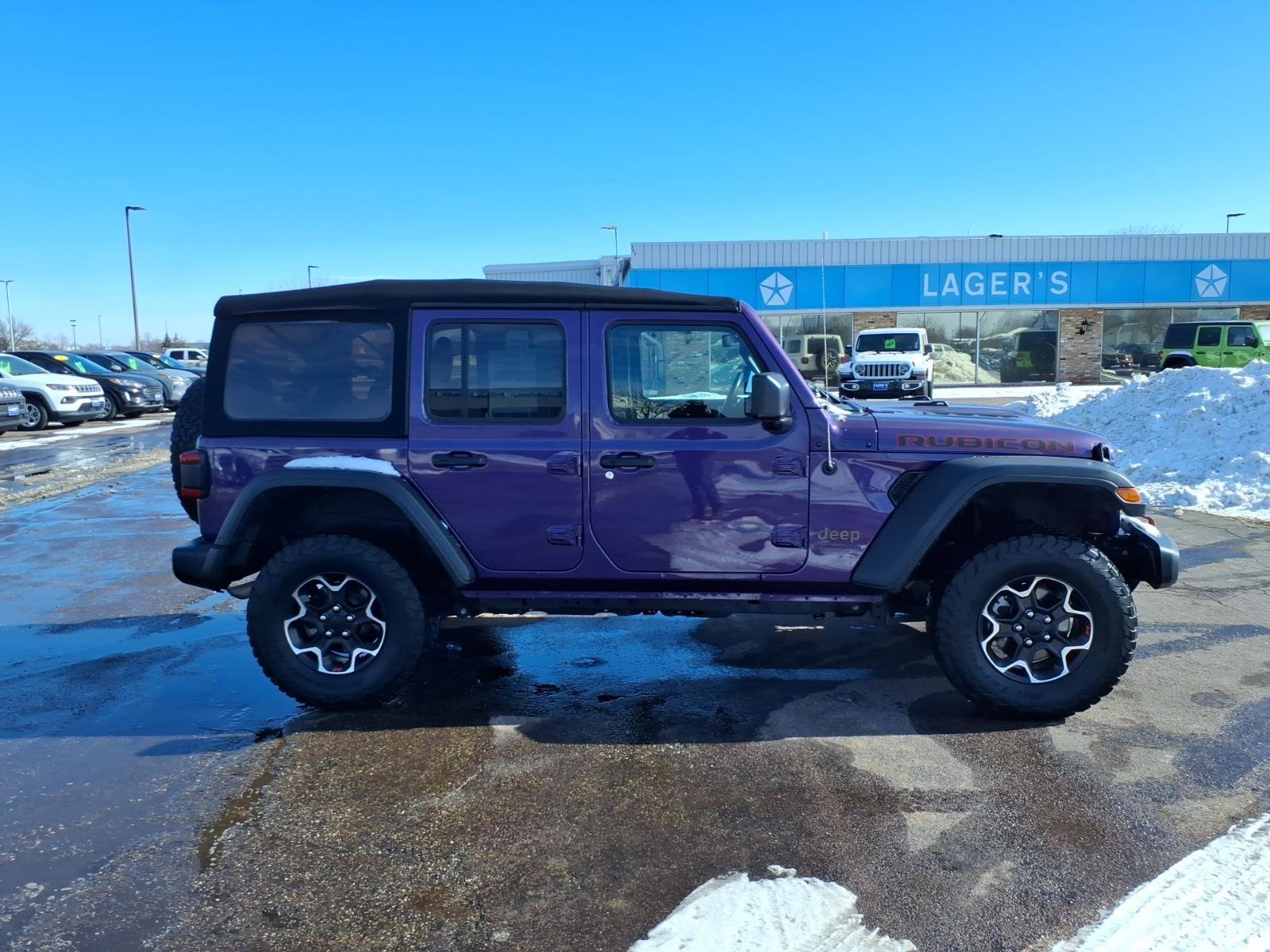 Used 2023 Jeep Wrangler Unlimited Rubicon w/ LED Lighting Group image 38