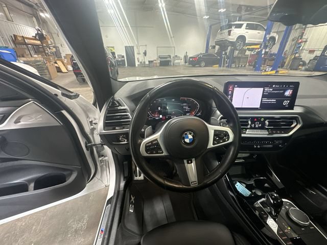 Used 2022 BMW X3 sDrive30i w/ M Sport Package 2 RWD image 15