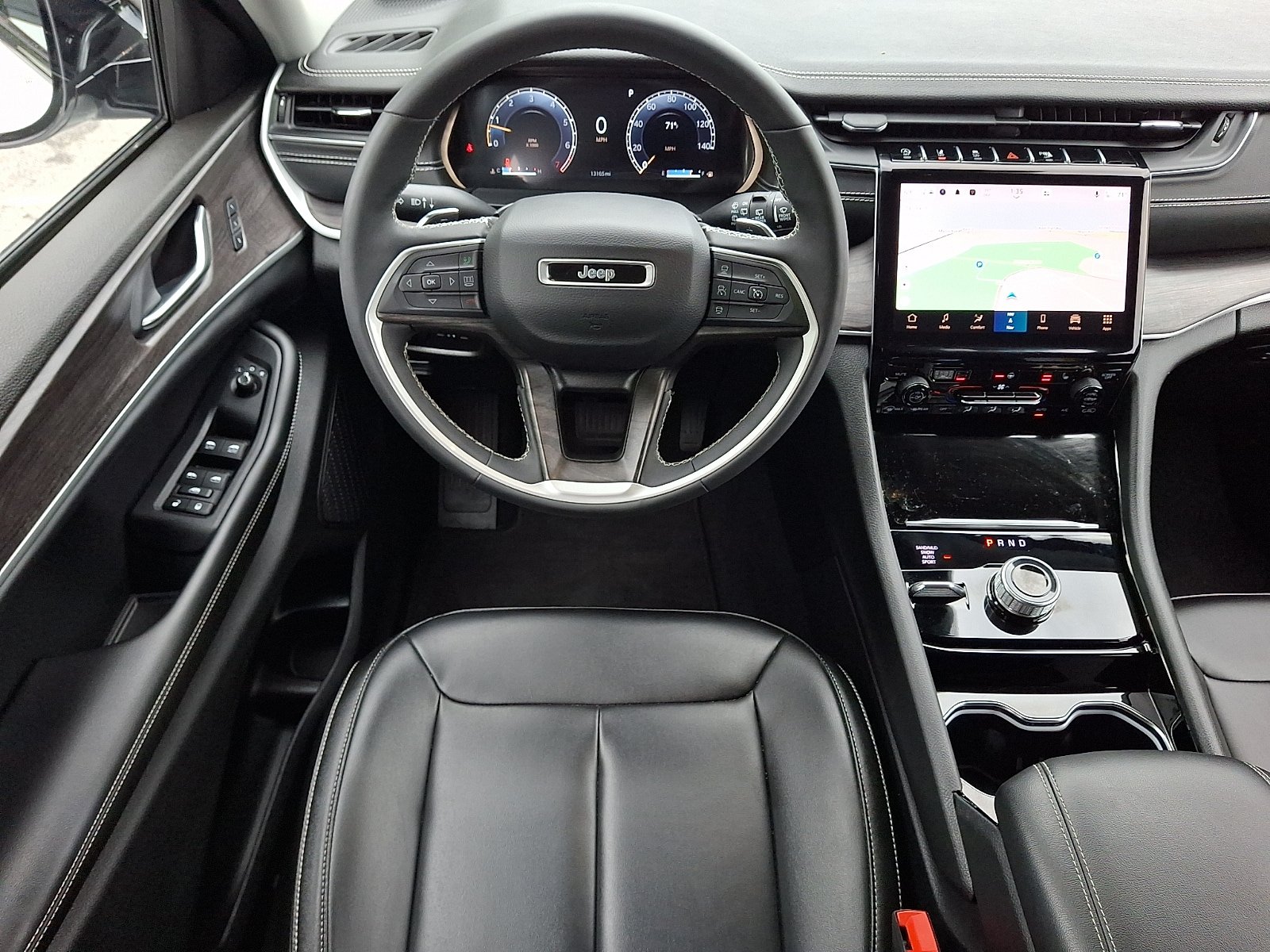 Used 2023 Jeep Grand Cherokee L Limited AWD/4WD image 12