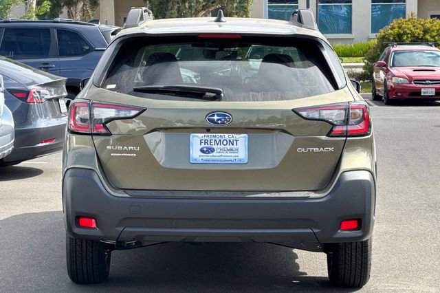 Used 2025 Subaru Outback Premium w/ Popular Package #1 image 5