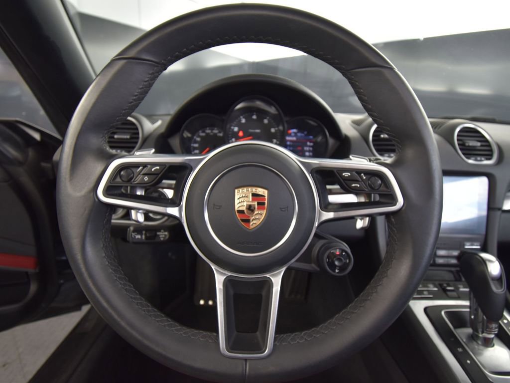 Used 2025 Porsche 718 Boxster image 20