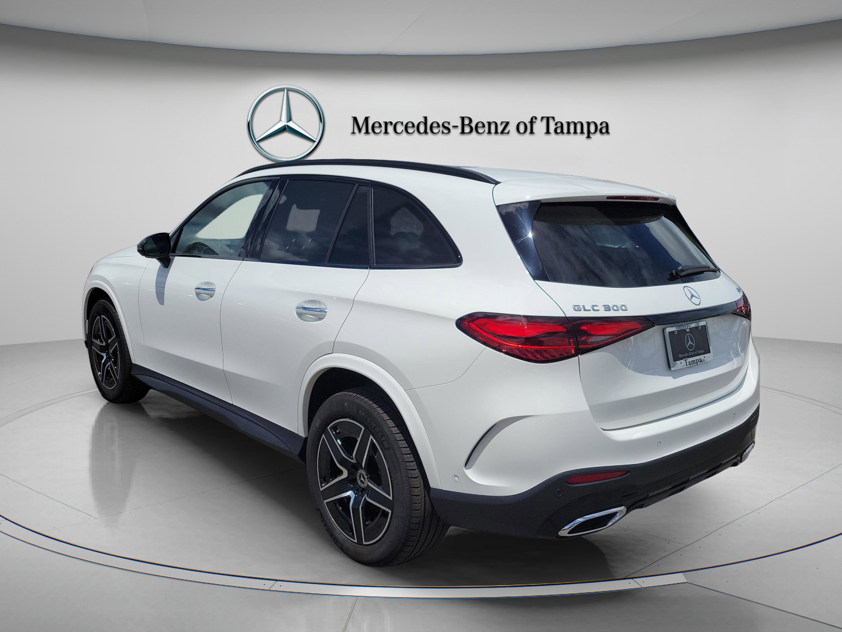 Certified 2026 Mercedes-Benz GLC 300 4MATIC image 2