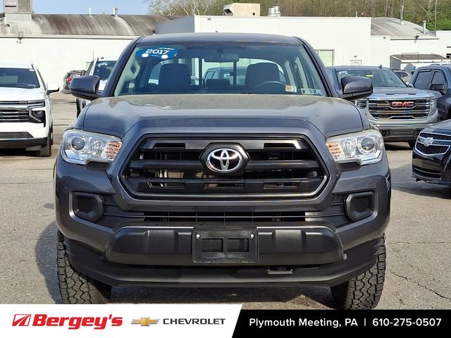 Used 2017 Toyota Tacoma SR w/ Tow Package image 3