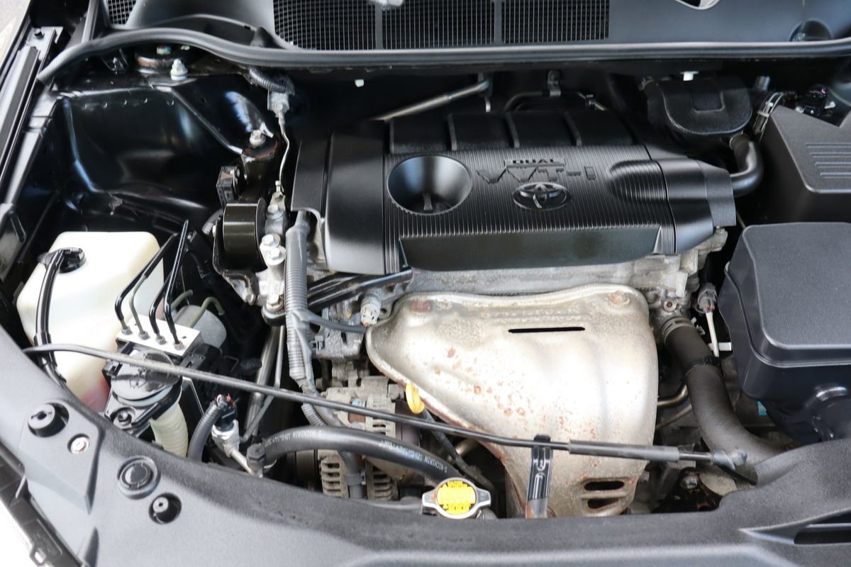 Used 2015 Toyota Venza LE image 38