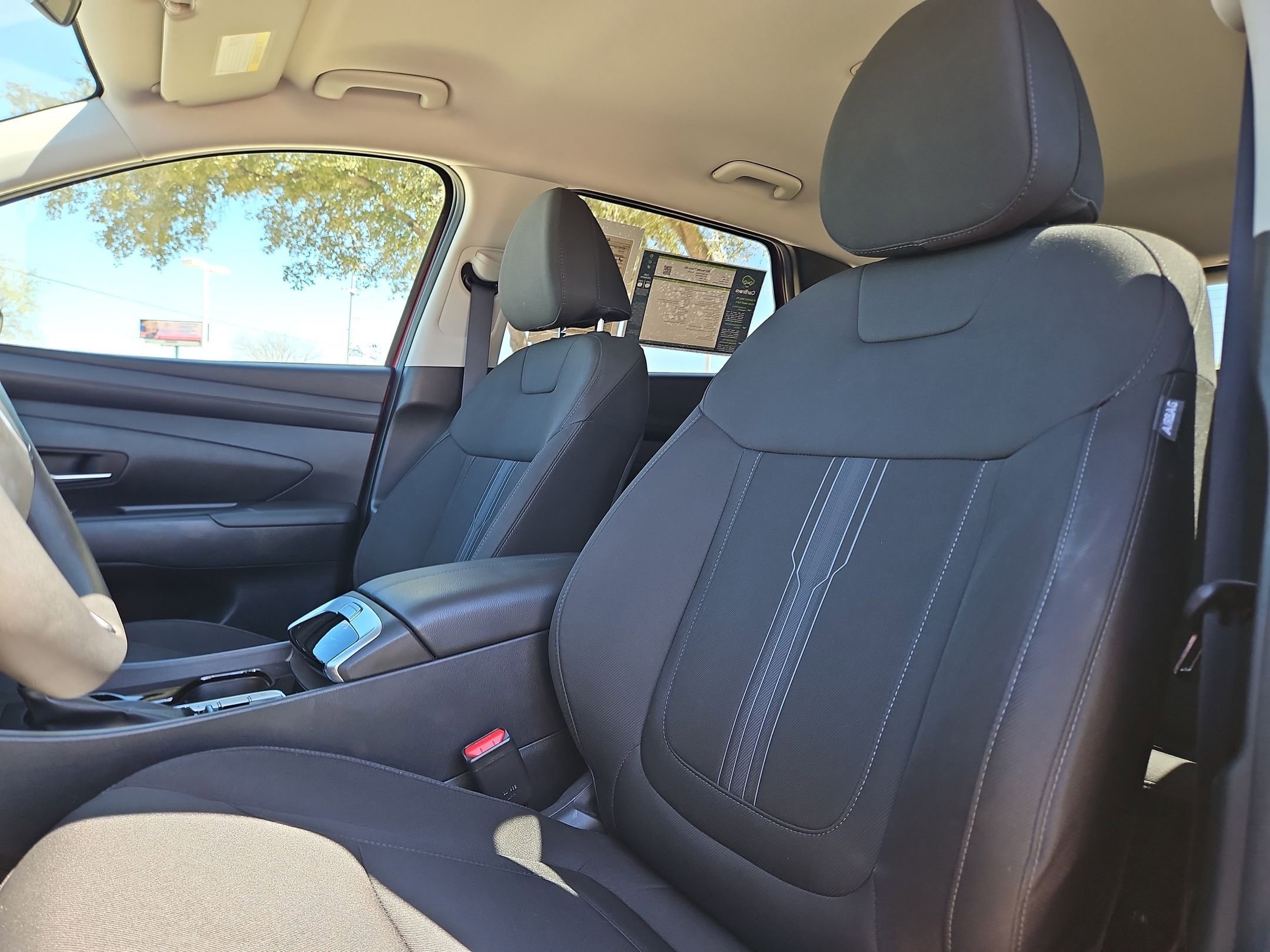 Used 2025 Hyundai Tucson SEL image 13