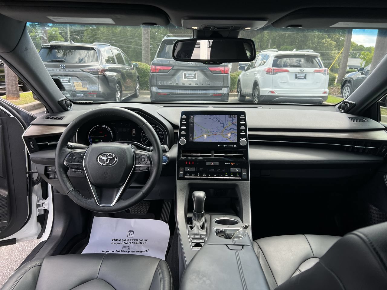 Used 2022 Toyota Avalon XLE w/ Moonroof Package FWD image 31