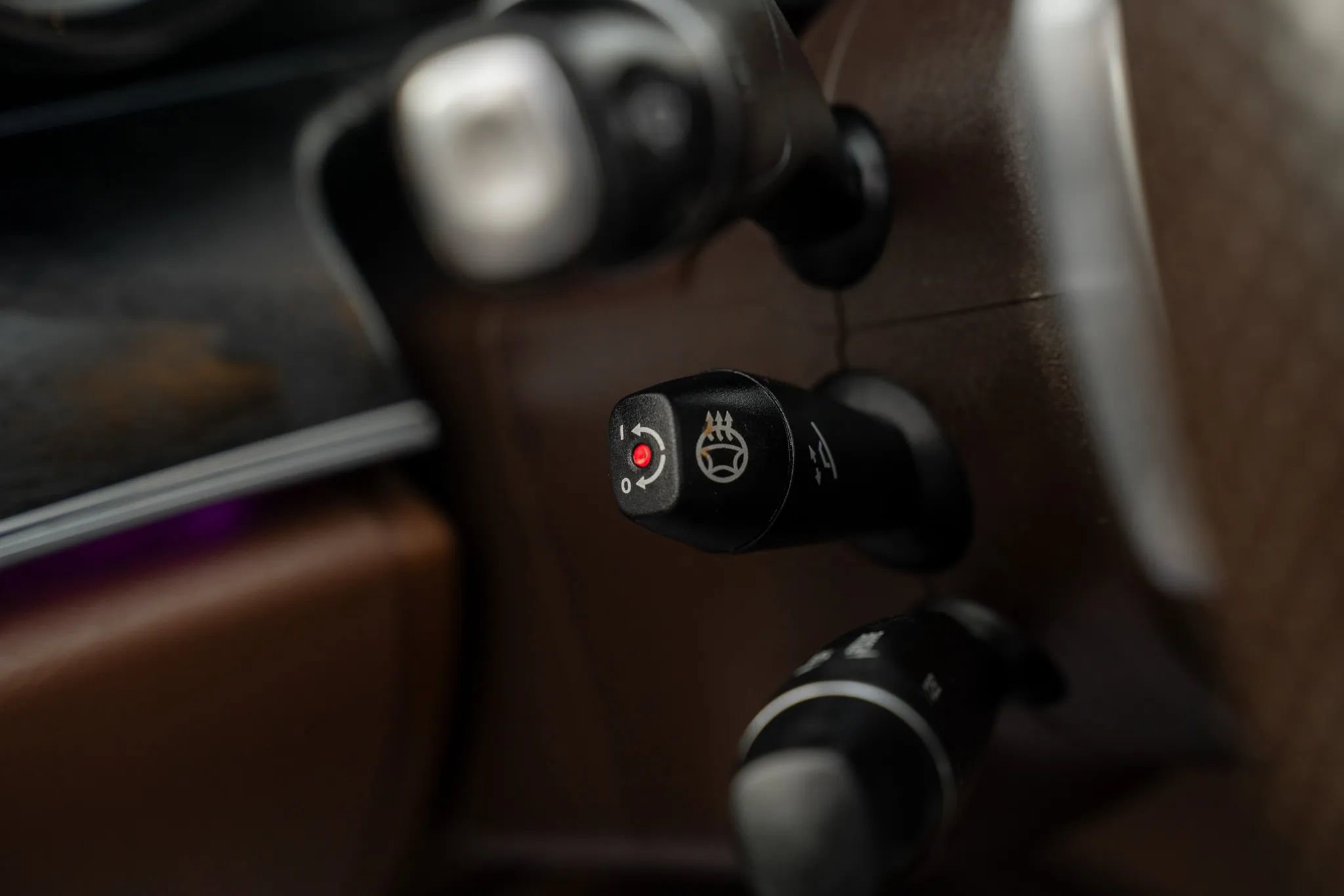 Used 2018 Mercedes-Benz E 300 4MATIC w/ Premium 1 Package image 18