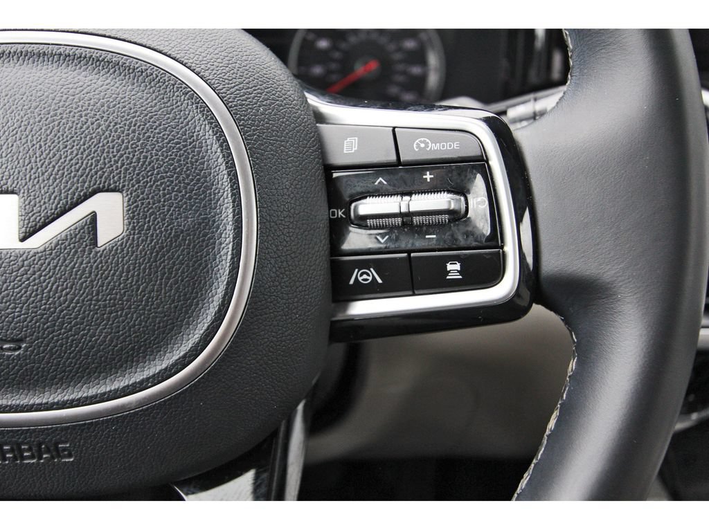 Certified 2022 Kia Sorento SX FWD image 20