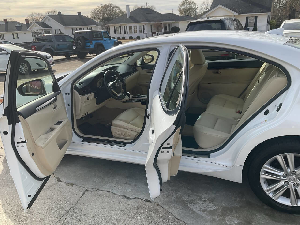 Used 2015 Lexus ES 350 image 8