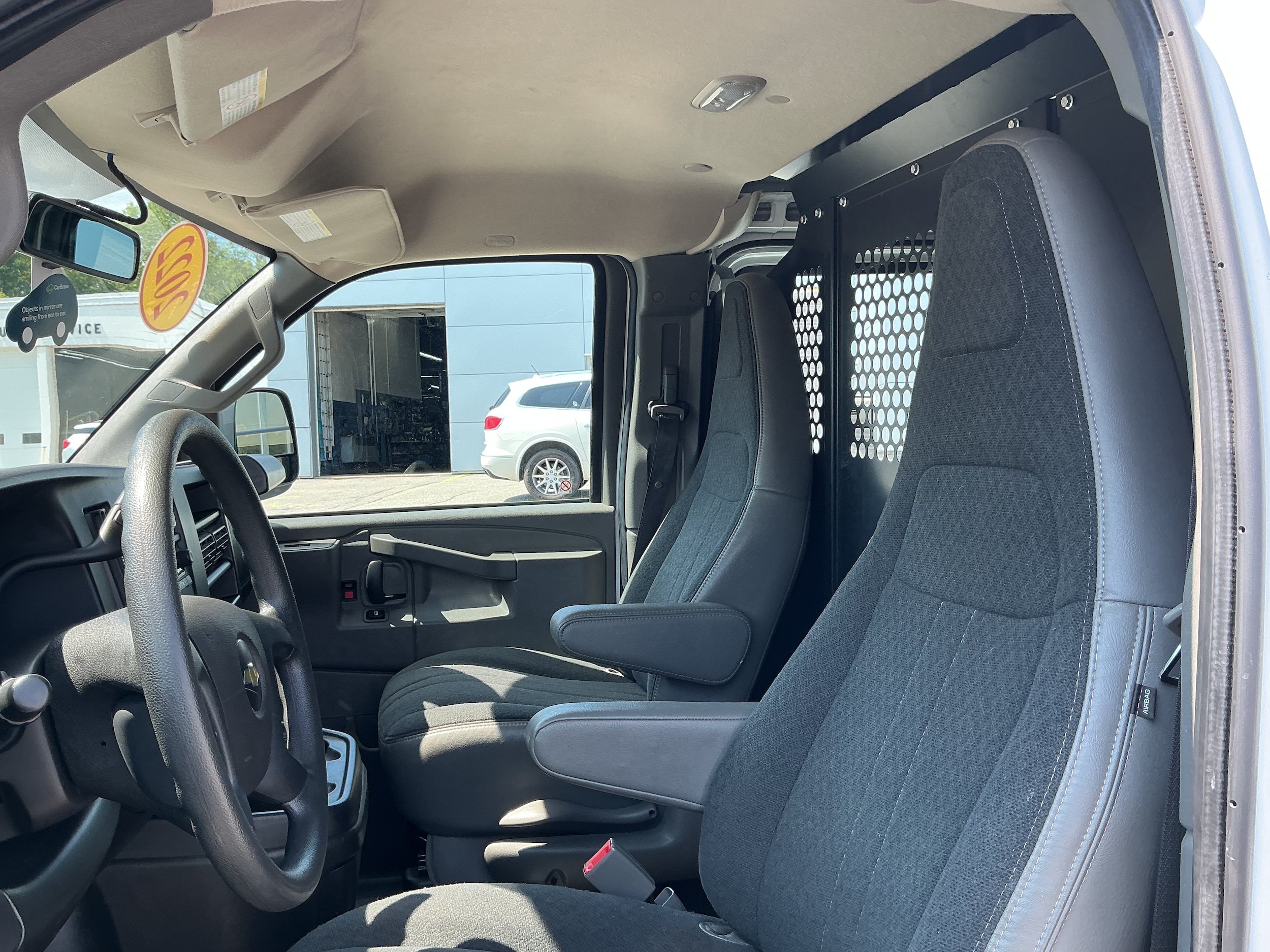 Certified 2022 Chevrolet Express 2500 w/ Driver Convenience Package RWD image 7