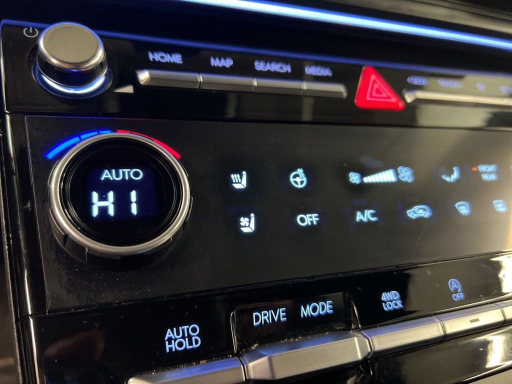 Used 2025 Hyundai Santa Fe Calligraphy image 16
