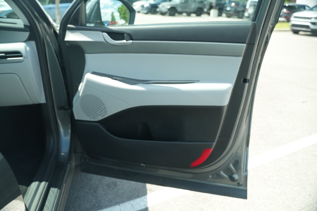 Used 2025 Hyundai Palisade SEL FWD image 21