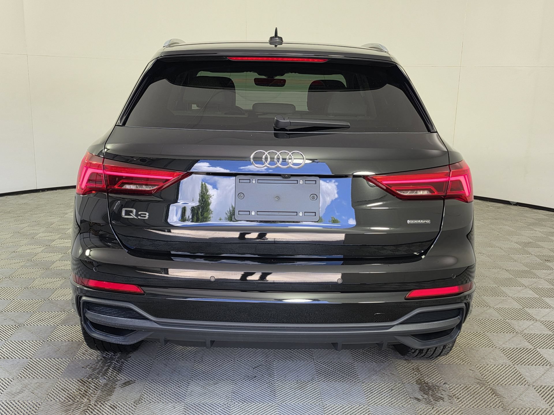 Certified 2024 Audi Q3 2.0T Premium Plus AWD/4WD image 42