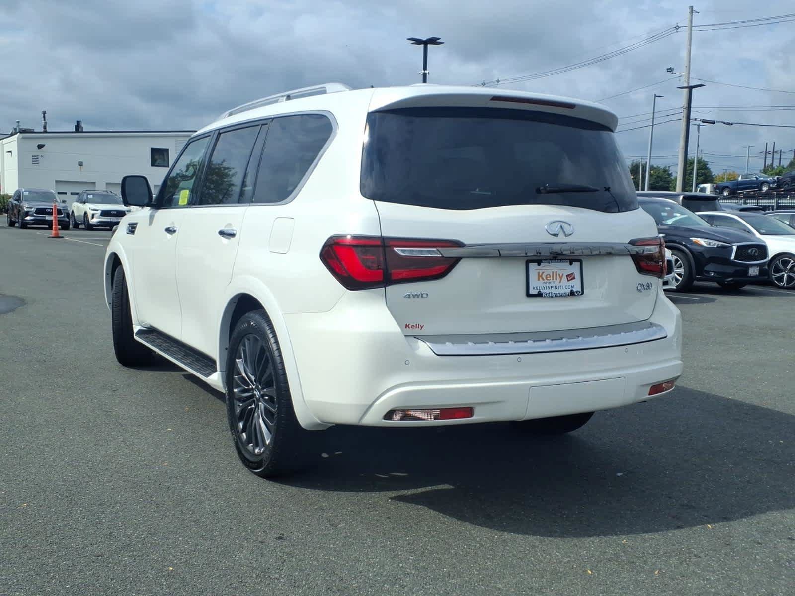 Certified 2024 INFINITI QX80 Sensory AWD/4WD image 7