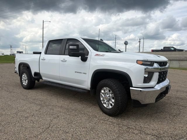Used 2023 Chevrolet Silverado 2500 LT AWD/4WD image 2