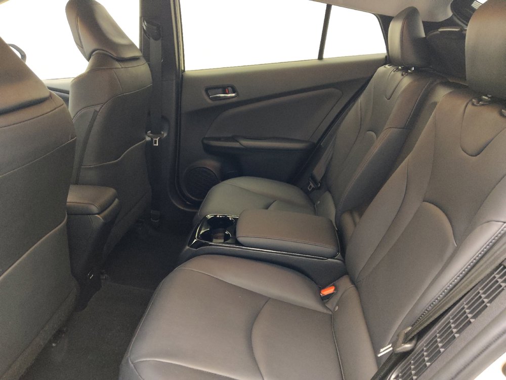 Used 2019 Toyota Prius Prime Advanced FWD image 18