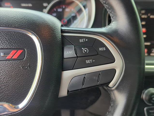 Used 2016 Dodge Charger SXT w/ Navigation & Travel Group AWD/4WD image 16