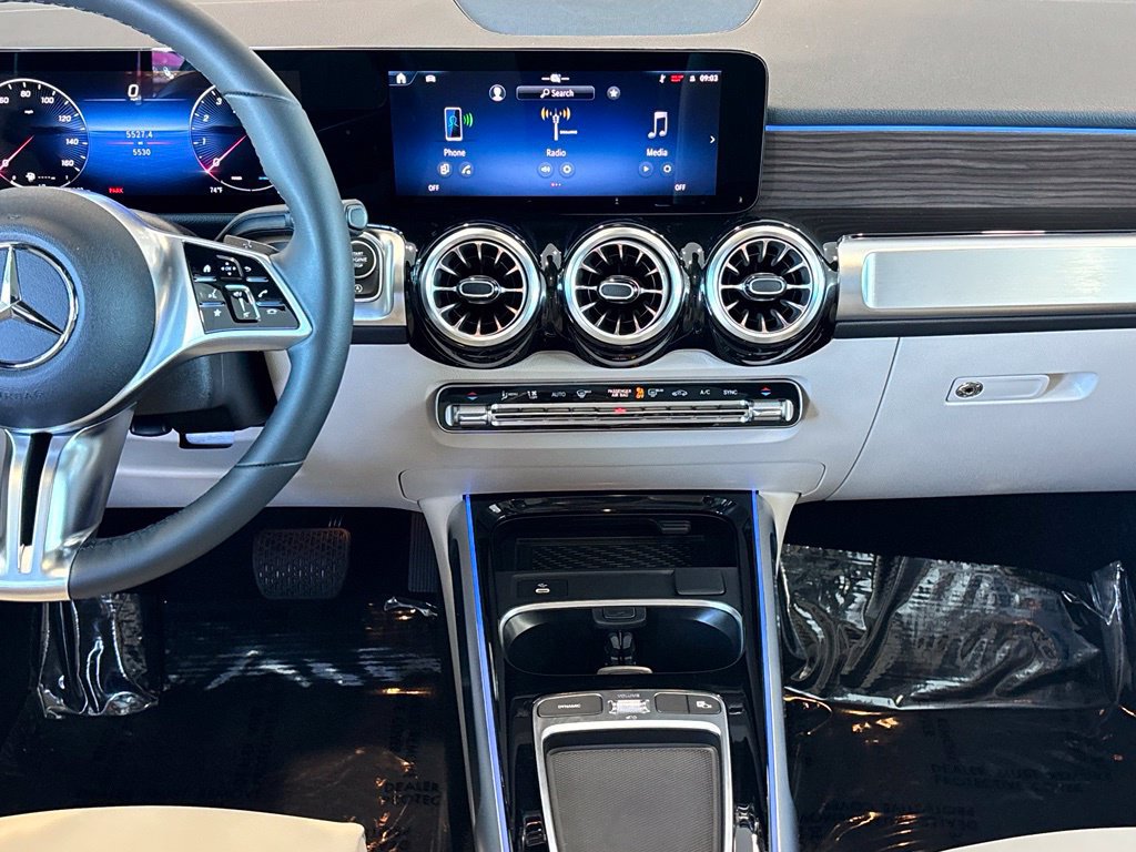 Certified 2026 Mercedes-Benz GLB 250 4MATIC image 14