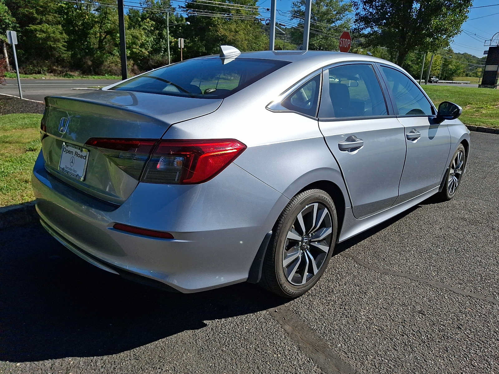 Used 2023 Honda Civic EX image 6