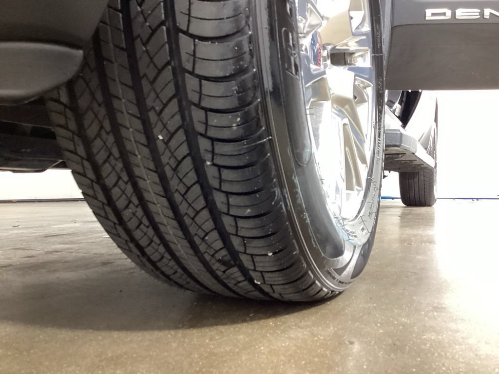 Used 2022 GMC Sierra 1500 Denali AWD/4WD image 36