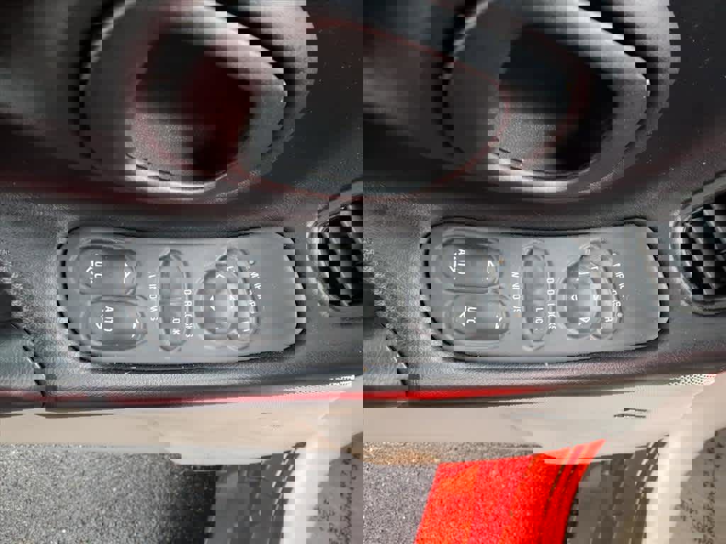 Used 1997 Chevrolet Corvette Coupe image 11