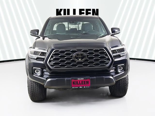 Used 2022 Toyota Tacoma TRD Off-Road AWD/4WD image 2