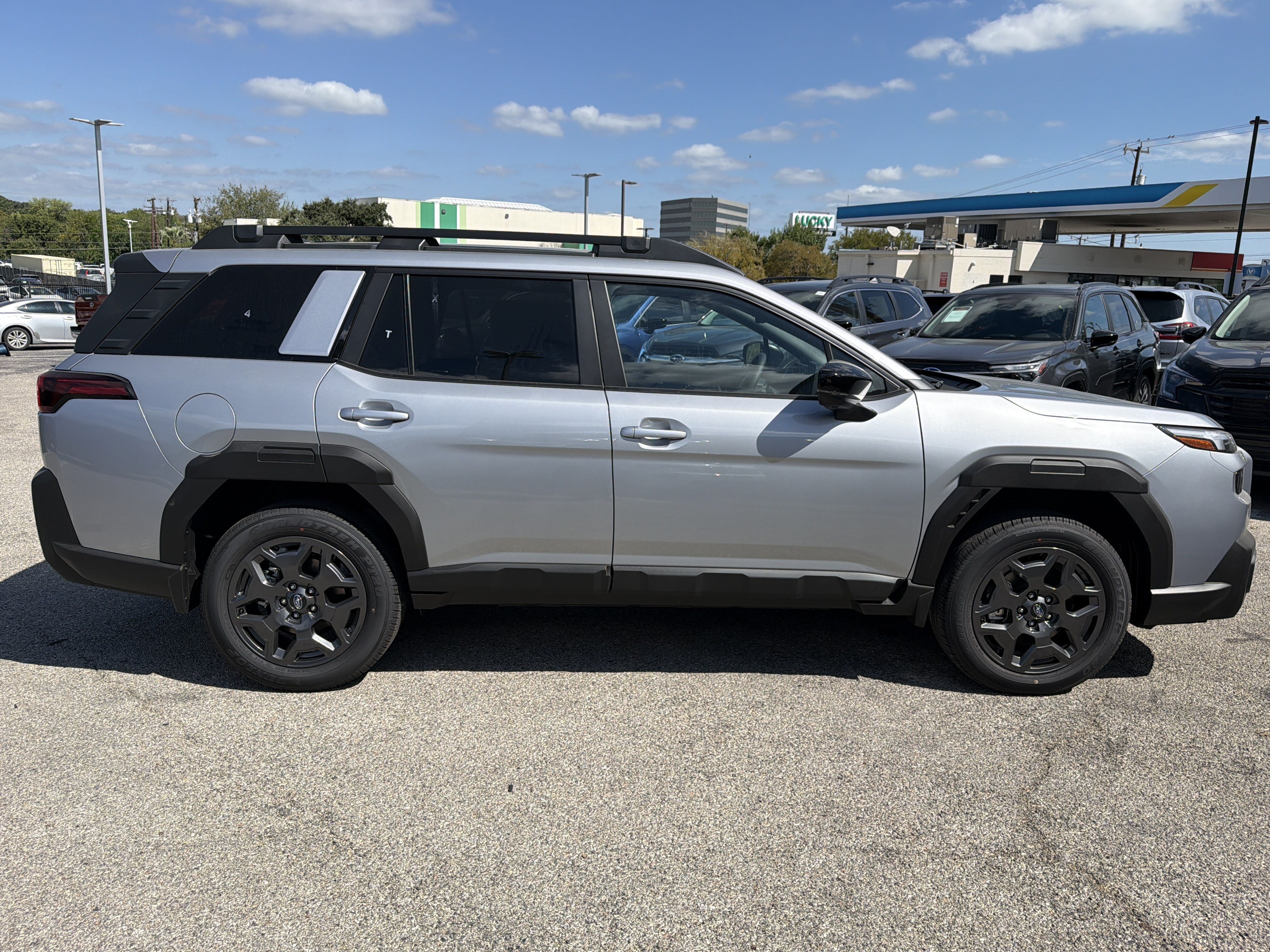 New 2026 Subaru Outback Premium AWD/4WD image 2