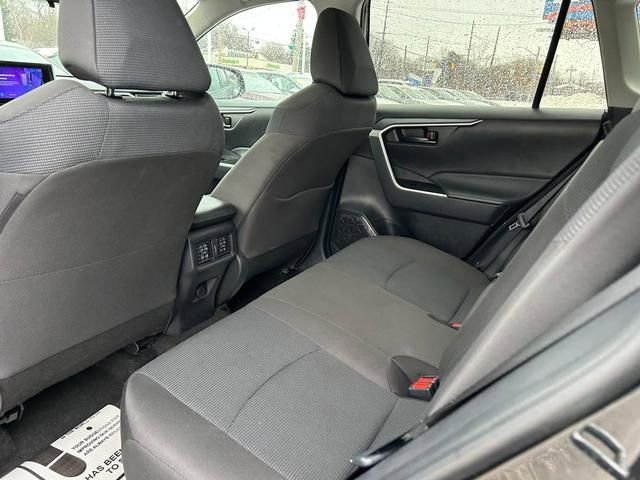 Used 2024 Toyota RAV4 LE image 14