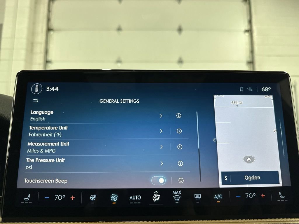 Used 2023 Lincoln Corsair Reserve w/ Equipment Group 202A AWD/4WD image 35