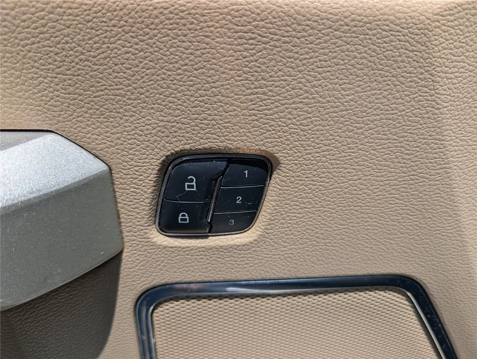 Used 2018 Ford F150 Lariat AWD/4WD image 15