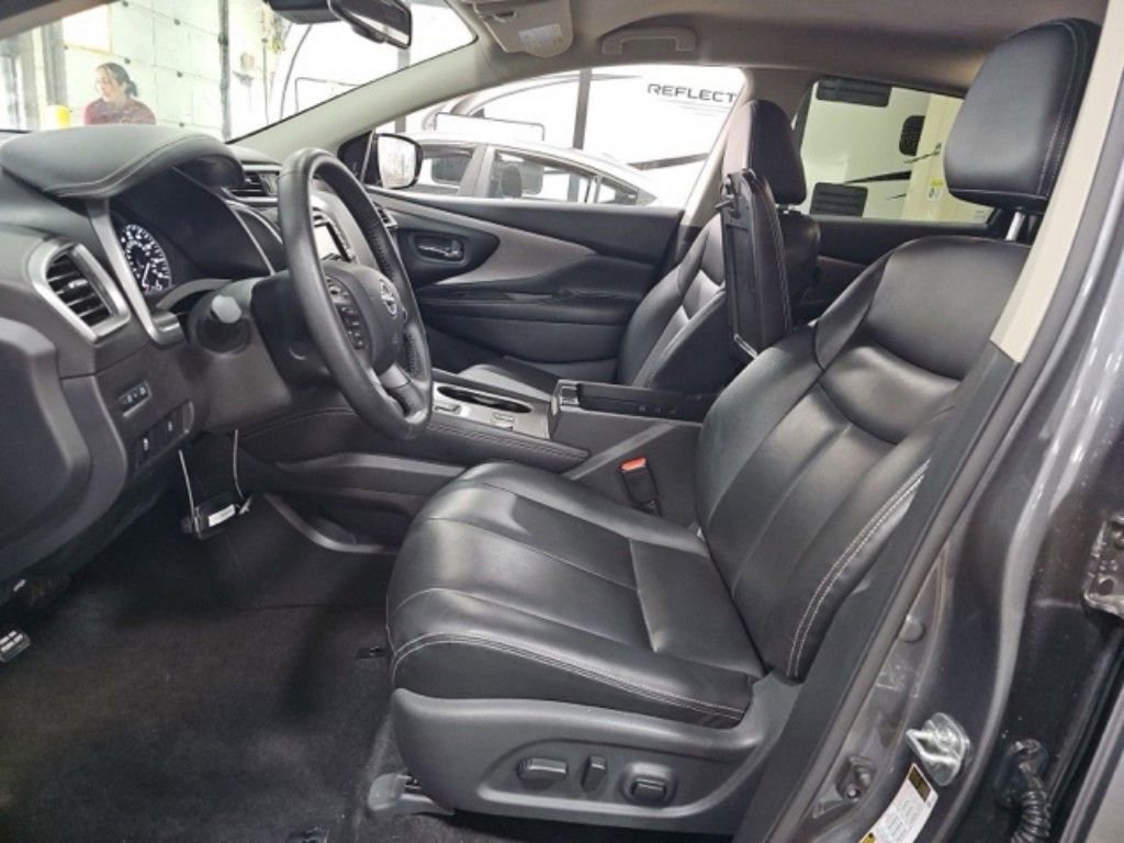 Used 2024 Nissan Murano SV image 9