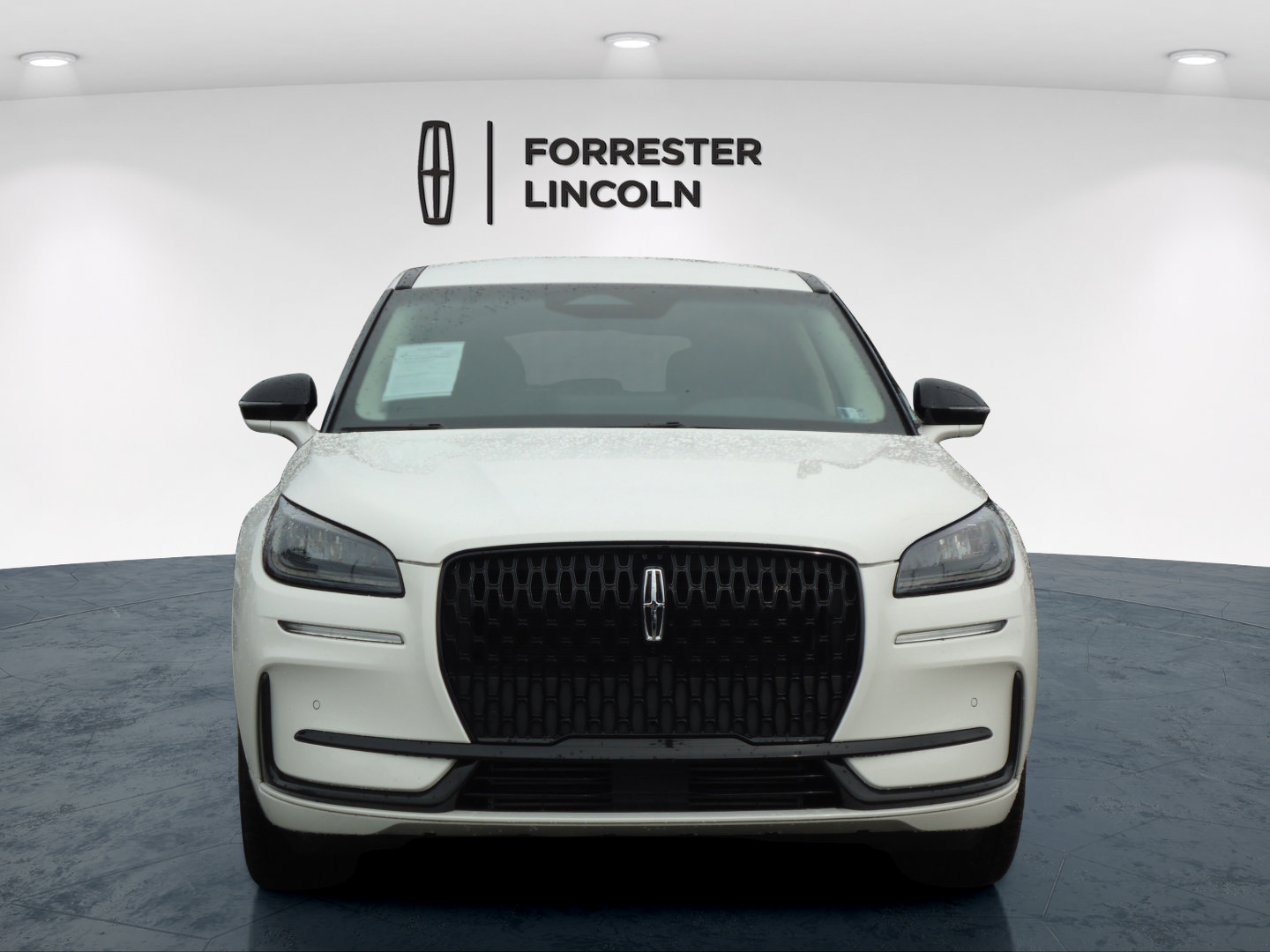 Used 2023 Lincoln Corsair AWD w/ Equipment Group 101A image 8